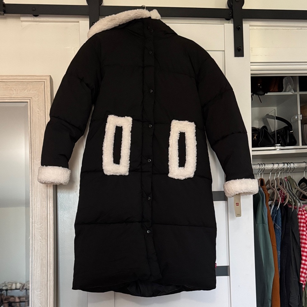 Levi's Black and White Puffer Jacket